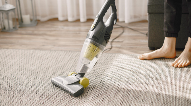 Is a Christmas Holiday Deep Clean Worth It for Home Carpets?